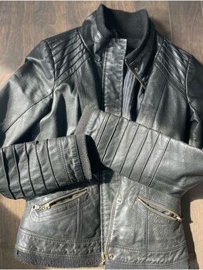 Danier Black Leather Women's Jacket with Paneled Back